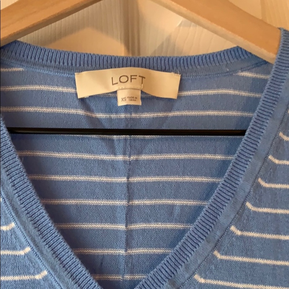 LOFT V-Neck Sweater - Picture 2 of 3